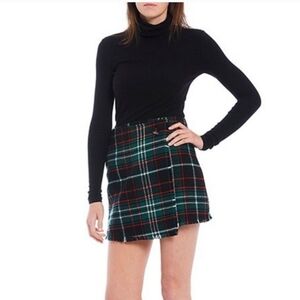 Gianni Bini Plaid Wrap Mini Skirt - Black, Red, Green With Fringe Hem sz S